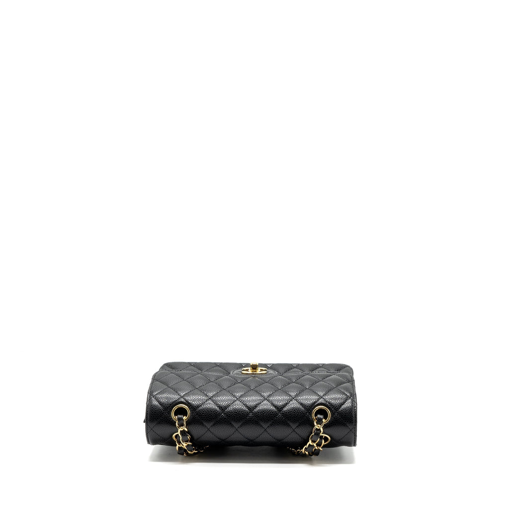 chanel-small-classic-double-flap-bag-caviar-black-ghwmicrochip
