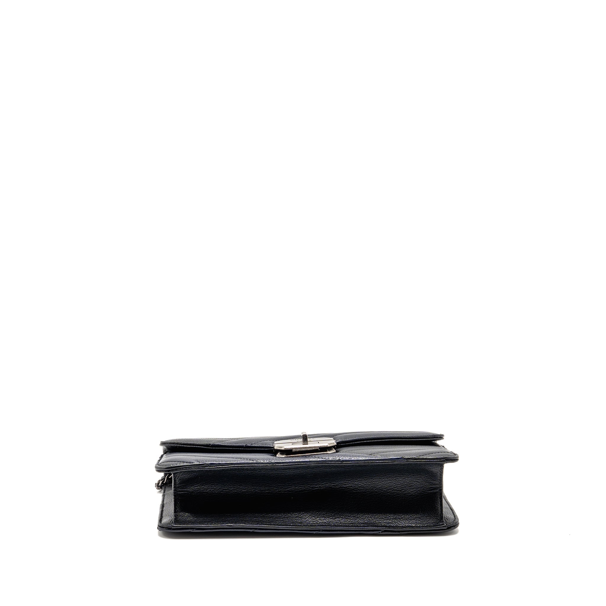 chanel-envelop-metal-plate-flap-bag-chevron-calfskin-black-navy-ruthenium-silver-hardware-copy