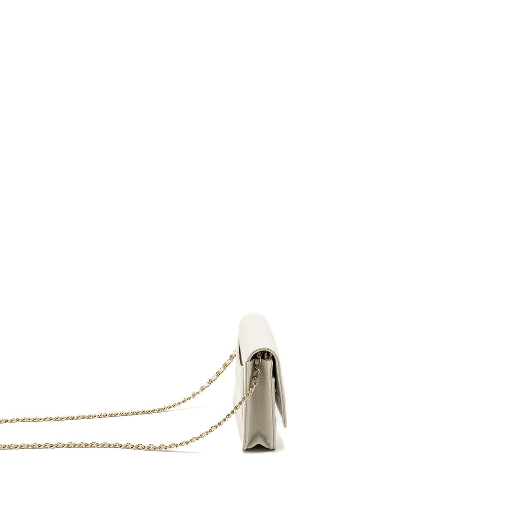 chanel-classic-wallet-on-chain-caviar-creamy-white-lghwmicrochip