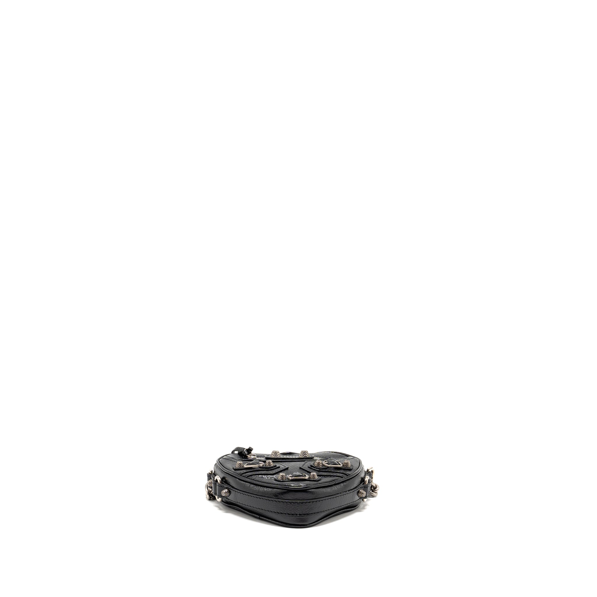balenciaga-le-cagole-heart-mini-bag-lambskin-black-shw-copy-1