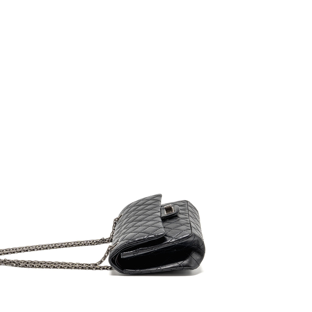 chanel-small-2-55-reissue-flap-bag-aged-calfskin-black-ghw-4