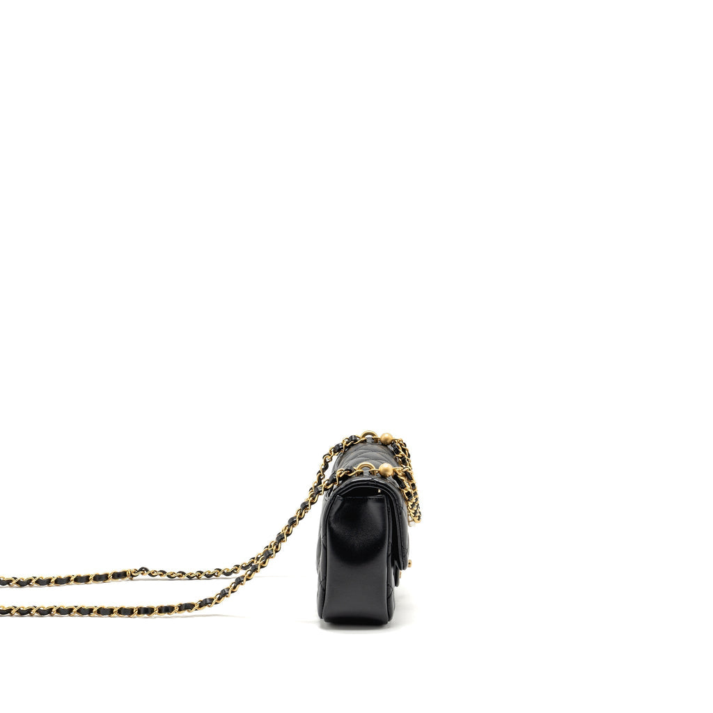 chanel-24p-pearl-chain-mini-flap-bag-lambskin-black-ghw-microchip-copy