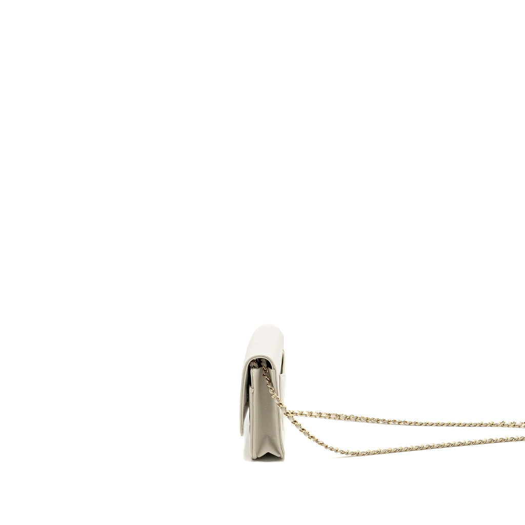 chanel-classic-wallet-on-chain-caviar-creamy-white-lghwmicrochip