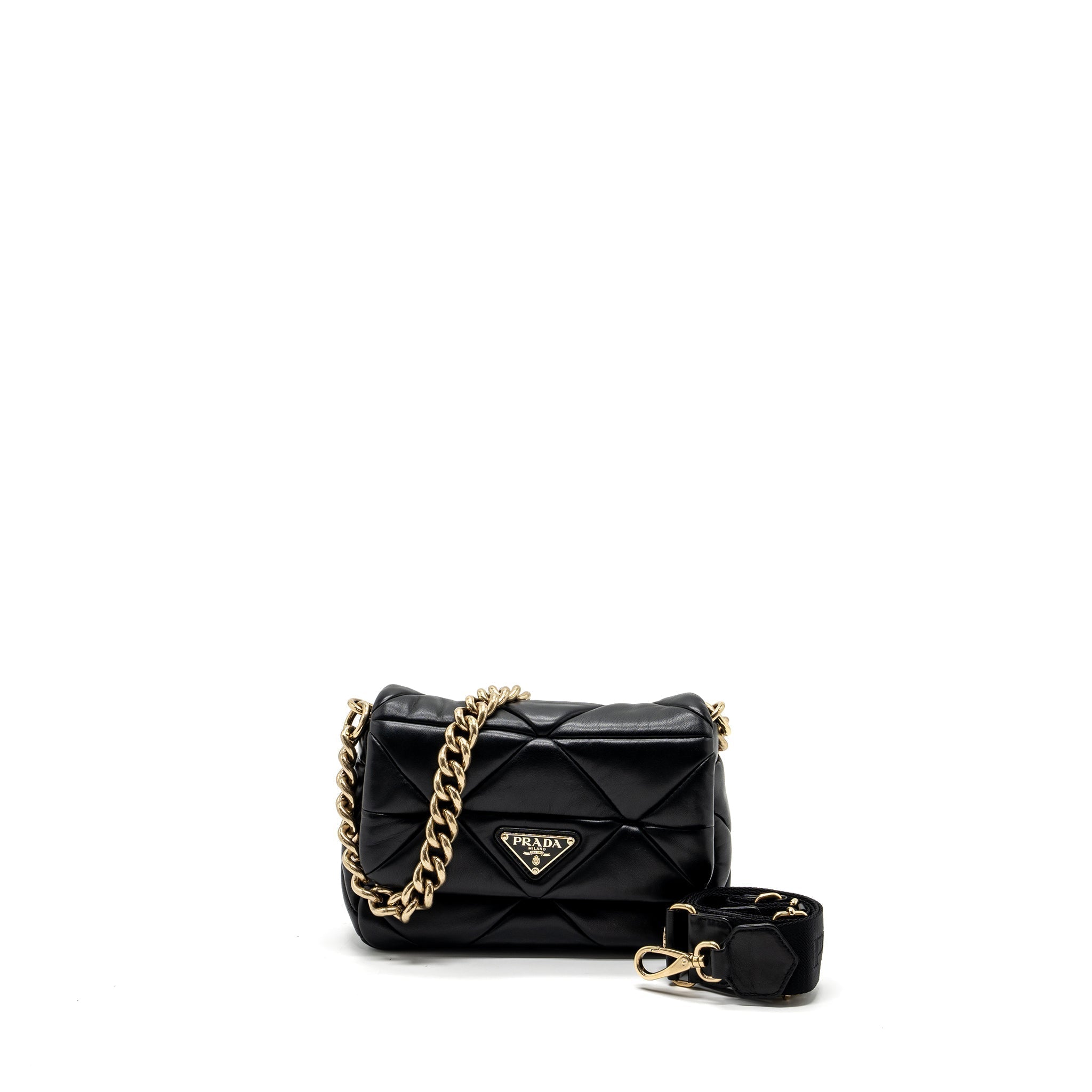 prada-pattina-in-pelle-nappa-patch-black-ghw