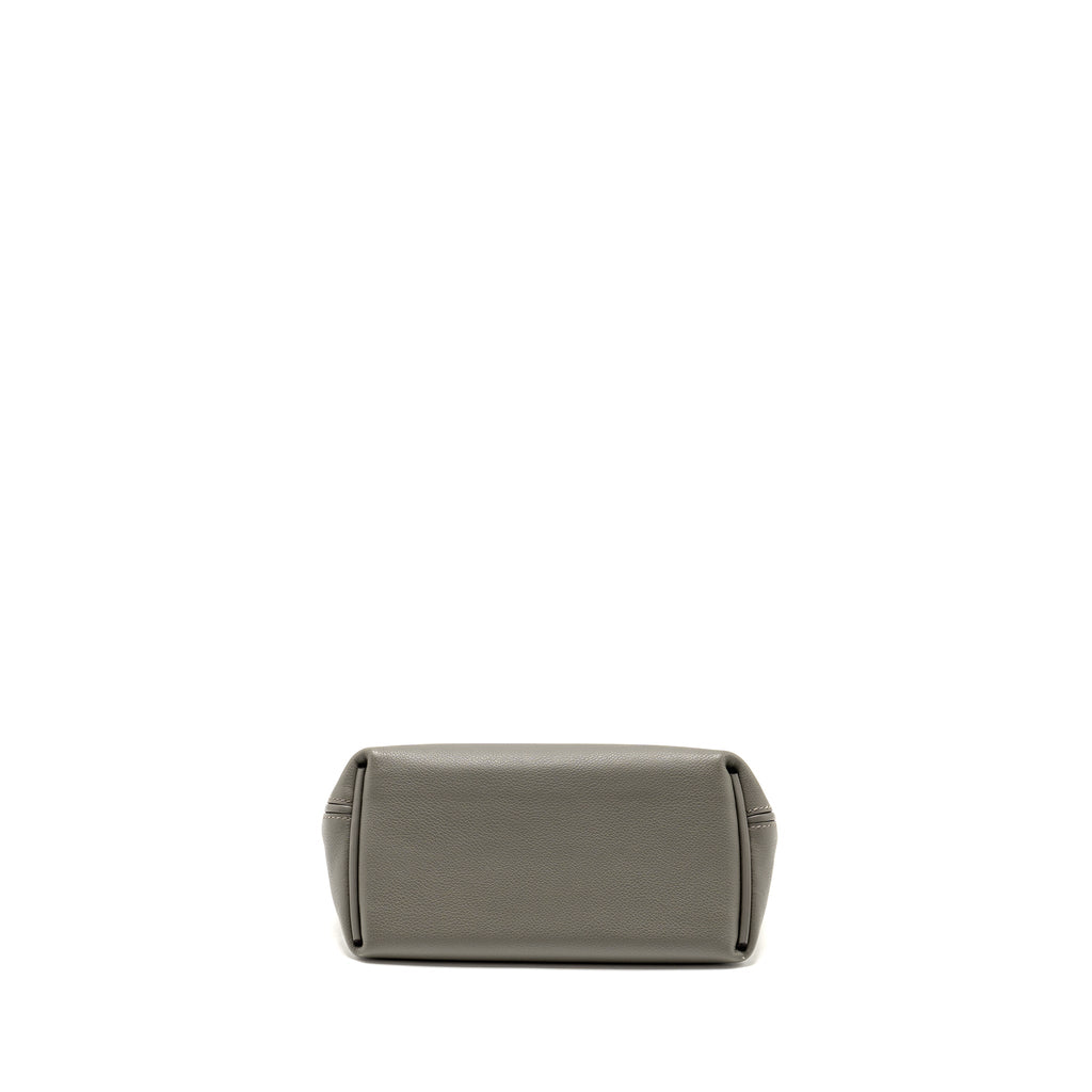 hermes-mini-2424-24-24-21-bag-evercolor-swift-gris-meyer-shw-stamp-u-copy