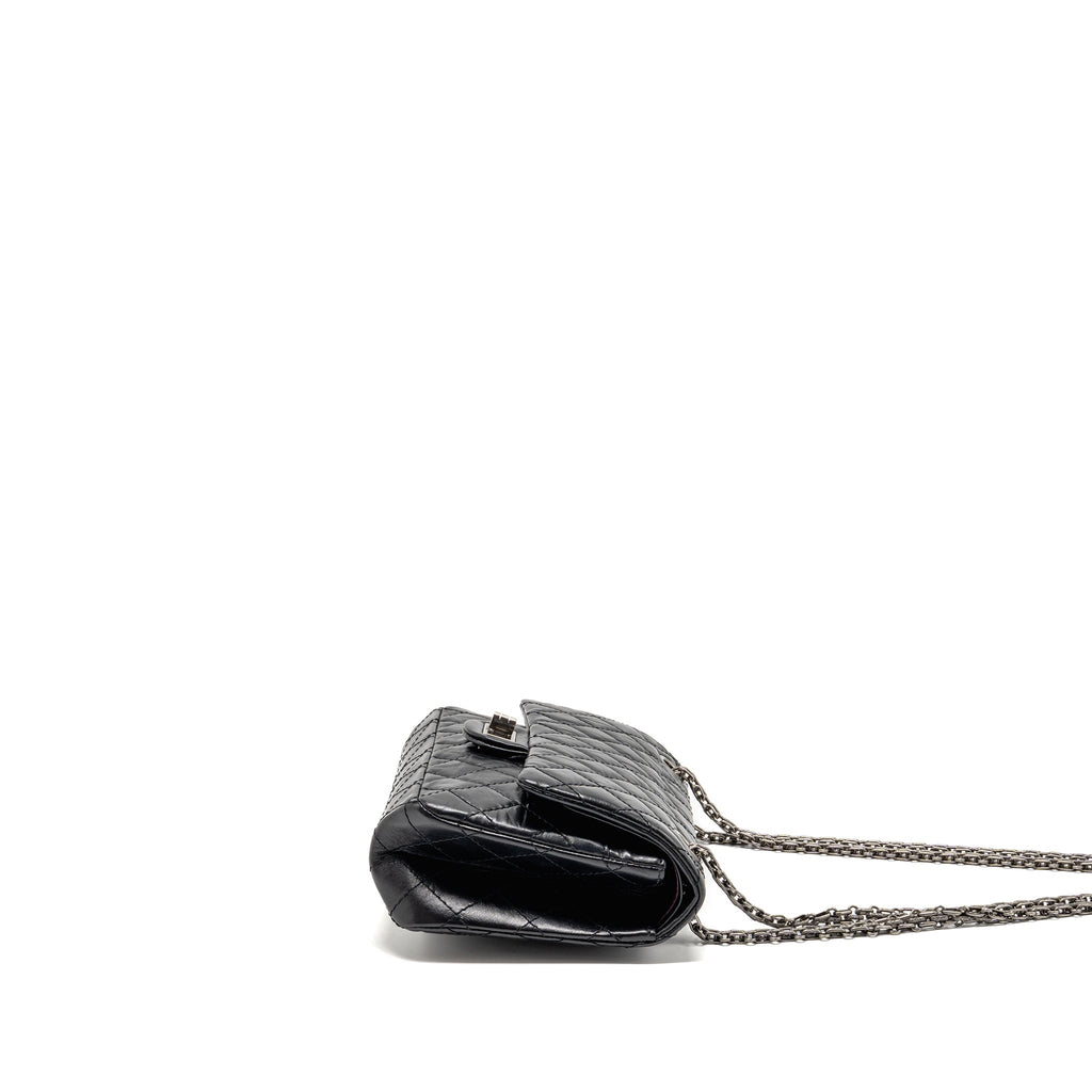 chanel-small-2-55-reissue-flap-bag-aged-calfskin-black-ghw-4