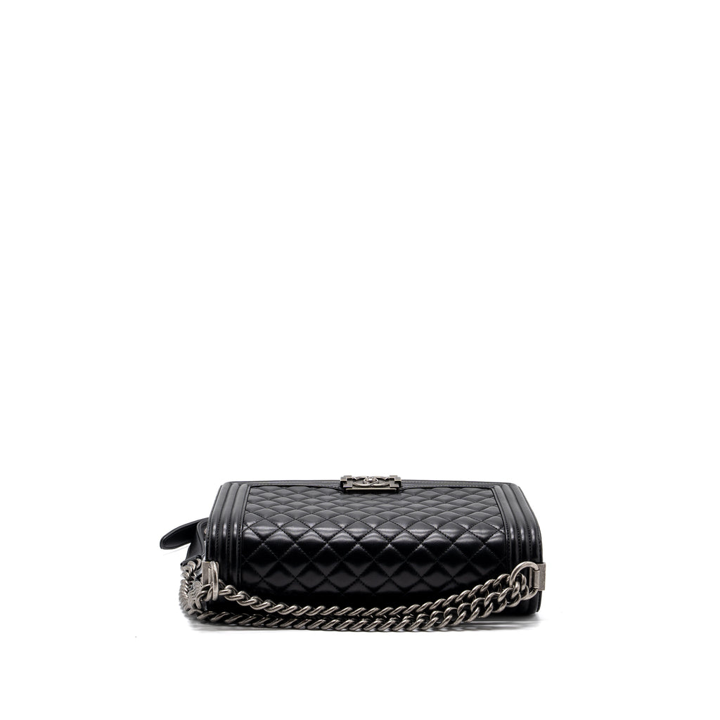 chanel-new-medium-boy-bag-lambskin-black-ruthenium-hardware