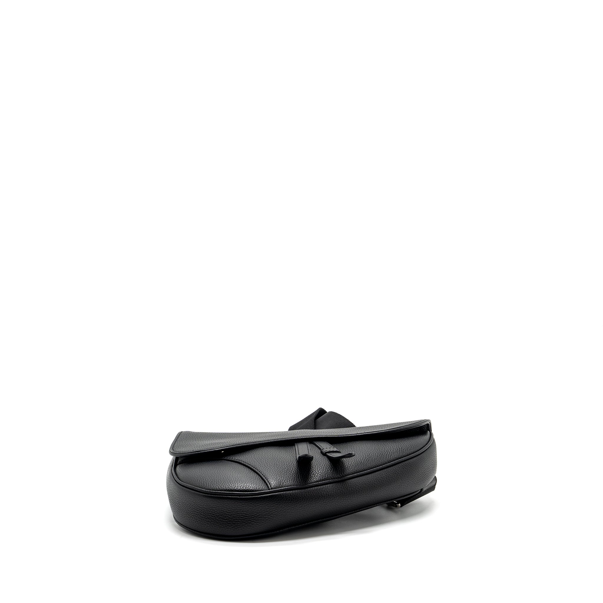dior-men-s-bumbag-calfskin-black-shw