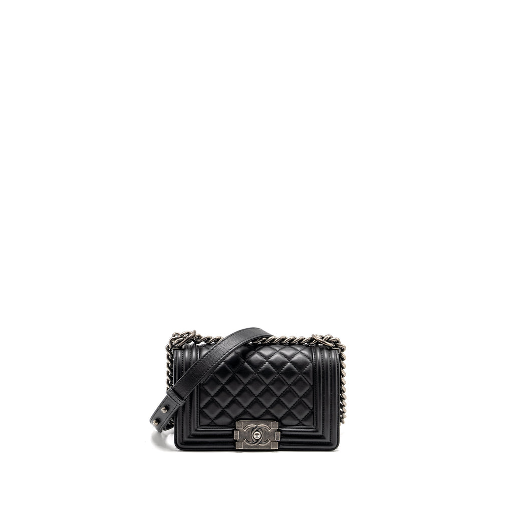 chanel-small-boy-bag-calfskin-black-ruthenium-hardware