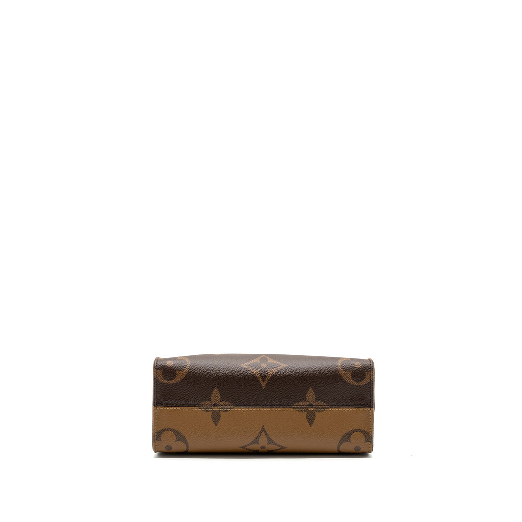 louis-vuitton-onthego-pm-monogram-canvas-ghw-new-version