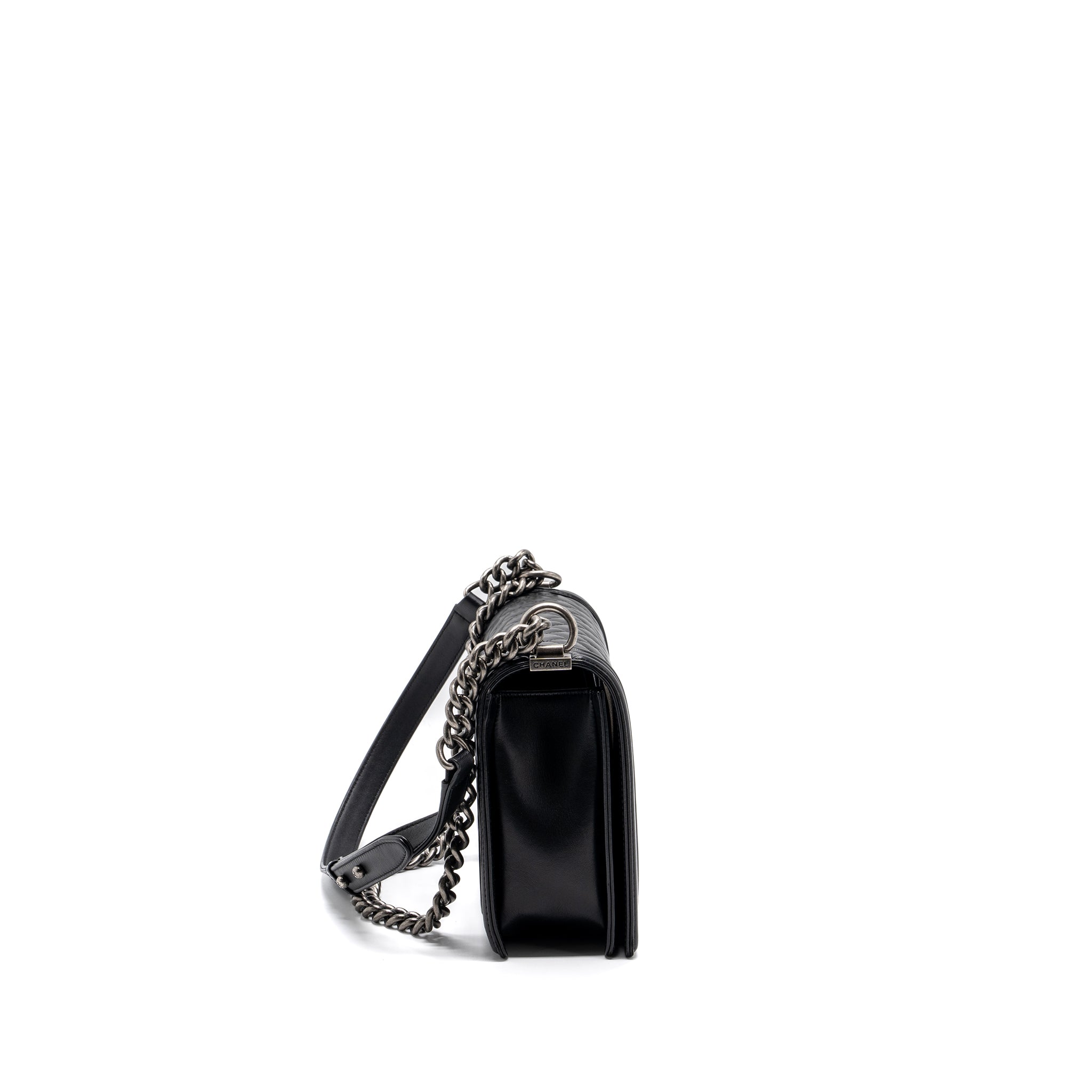 chanel-new-medium-boy-bag-lambskin-black-ruthenium-hardware