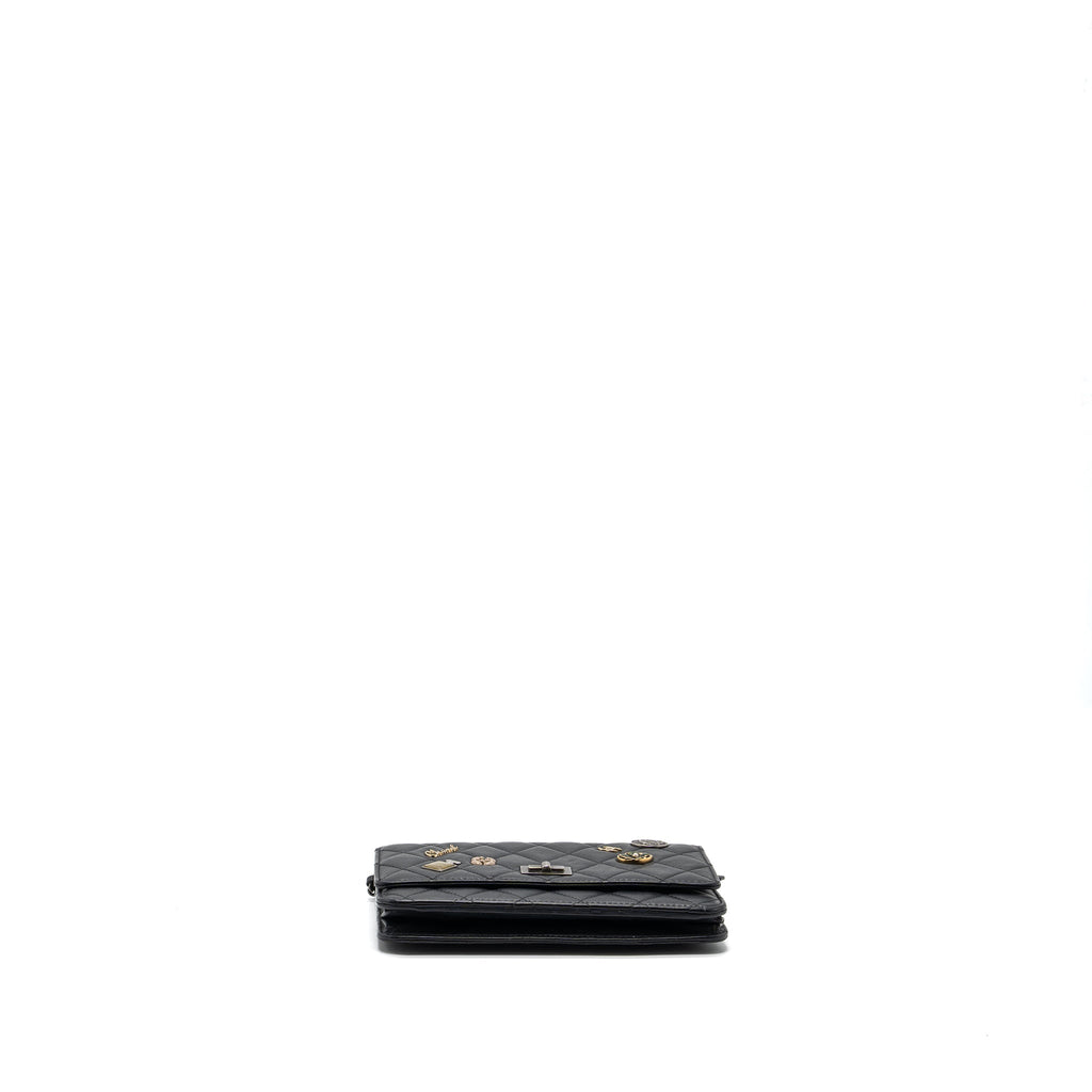 chanel-2-55-reissue-lucky-charms-wallet-on-chain-aged-calfskin-black-ruthenium-shw