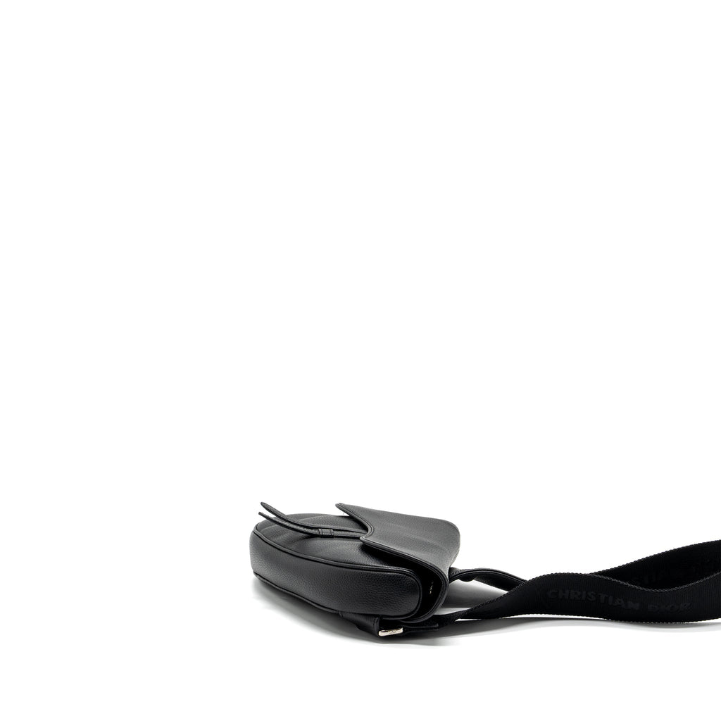 dior-men-s-bumbag-calfskin-black-shw