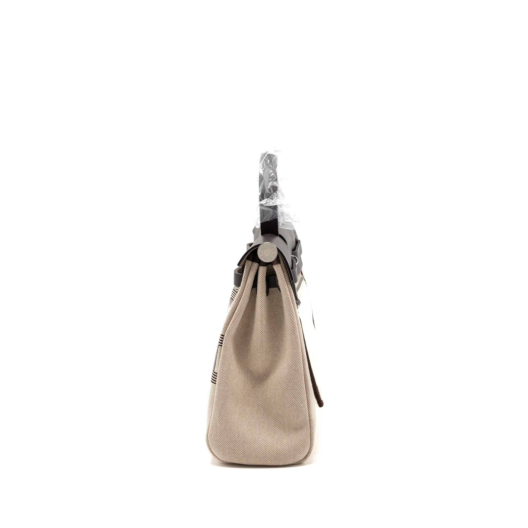 hermes-herbag-31-zip-bag-toile-h-plume-hunter-canvas-ebene-ecru-beige-ebene-shw-stamp-shw