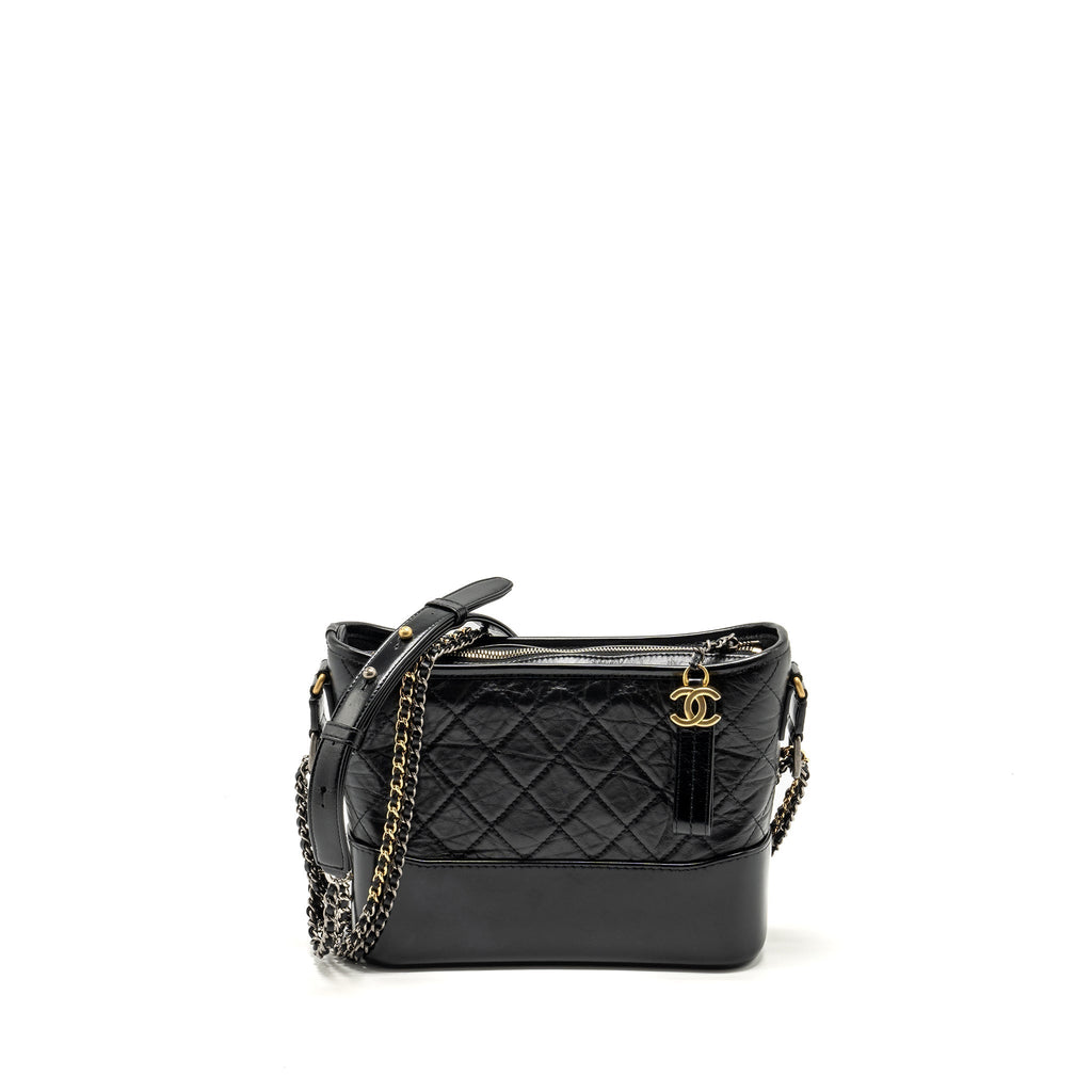 chanel-gabrielle-hobo-bag-calfskin-black-multicolour-hardware-microchip