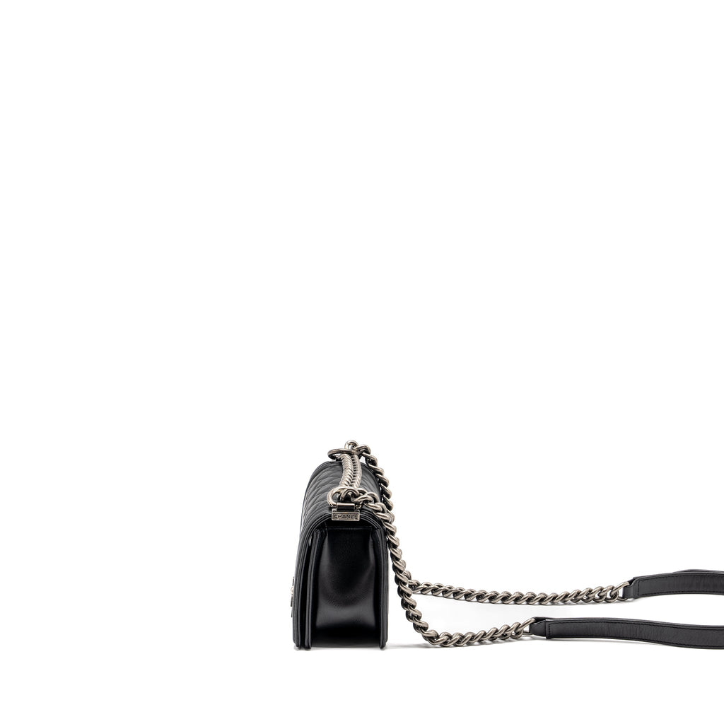 chanel-small-boy-bag-calfskin-black-ruthenium-hardware