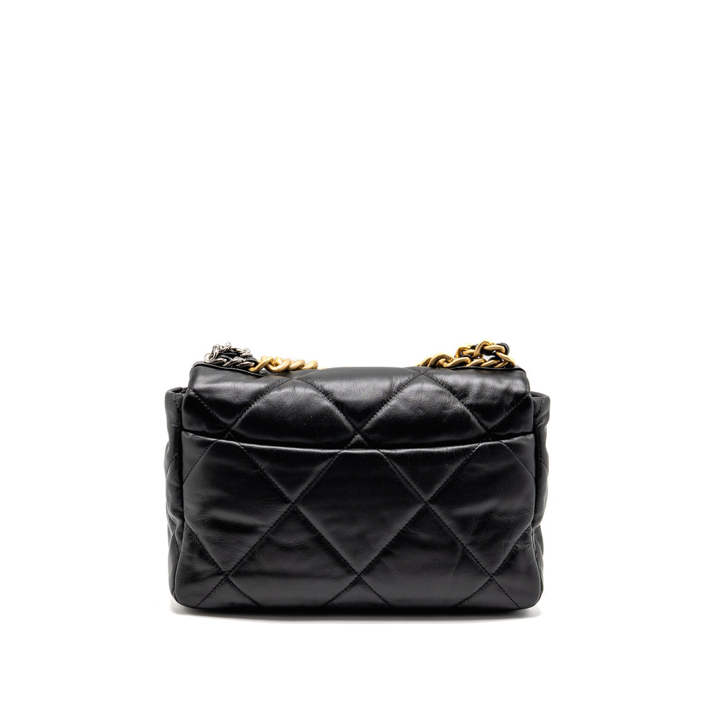 chanel-large-19-bag-goatskin-black-ghw