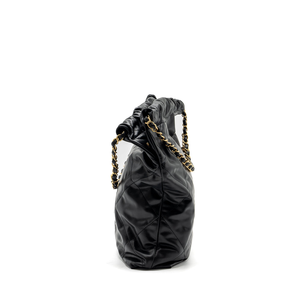 chanel-medium-22-bag-white-letter-calfskin-black-ghwmicrochip