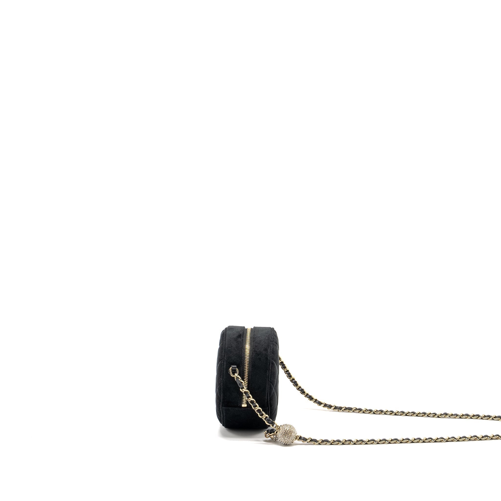 chanel-pearl-crush-round-clutch-quilted-velvet-black-lghw