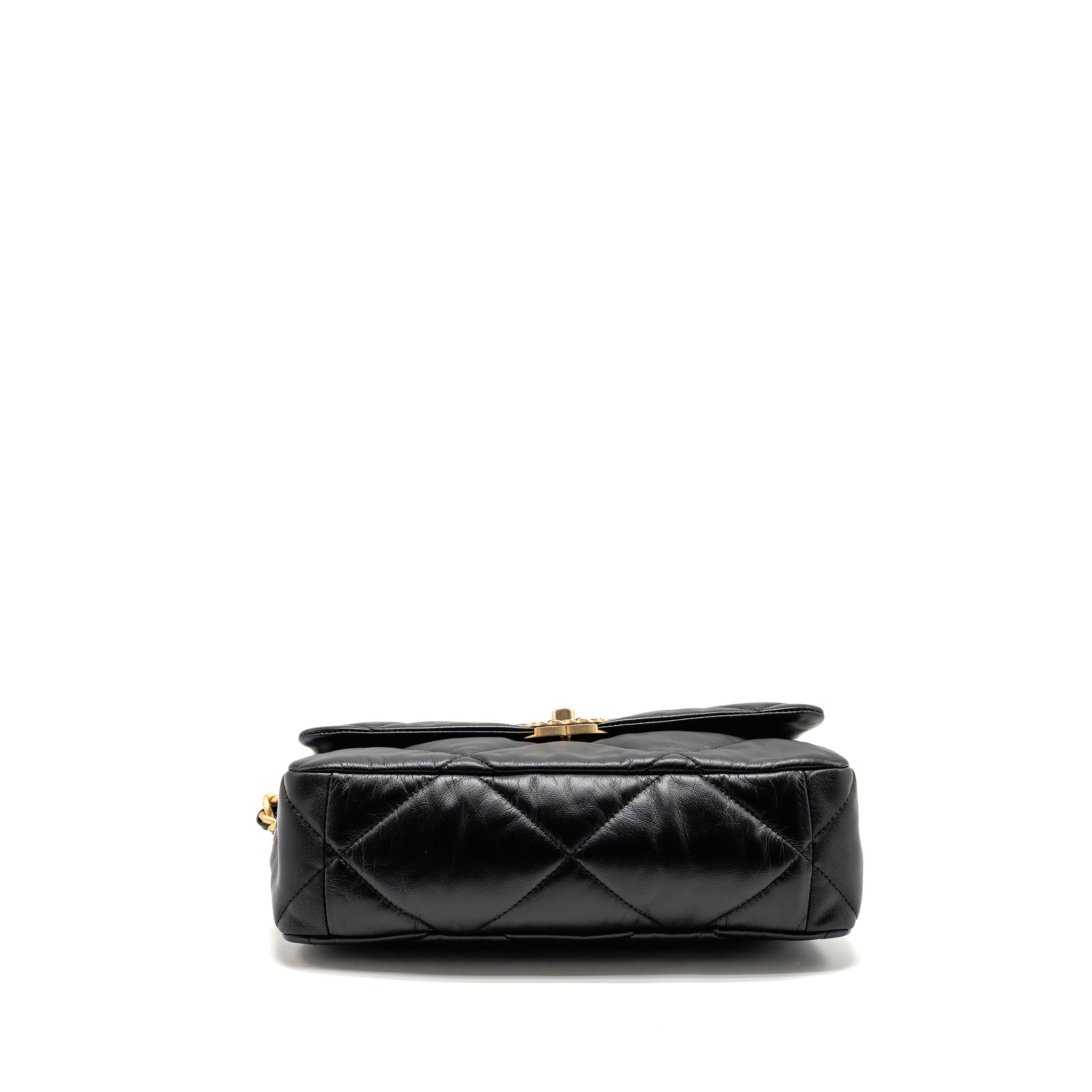 chanel-large-19-bag-goatskin-black-ghw