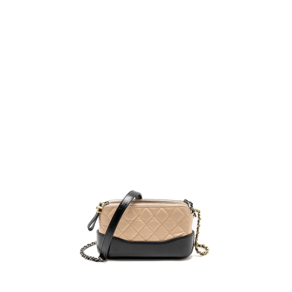 chanel-gabrielle-double-zip-clutch-on-chain-calfskin-beige-black-multicolor-hardware-copy