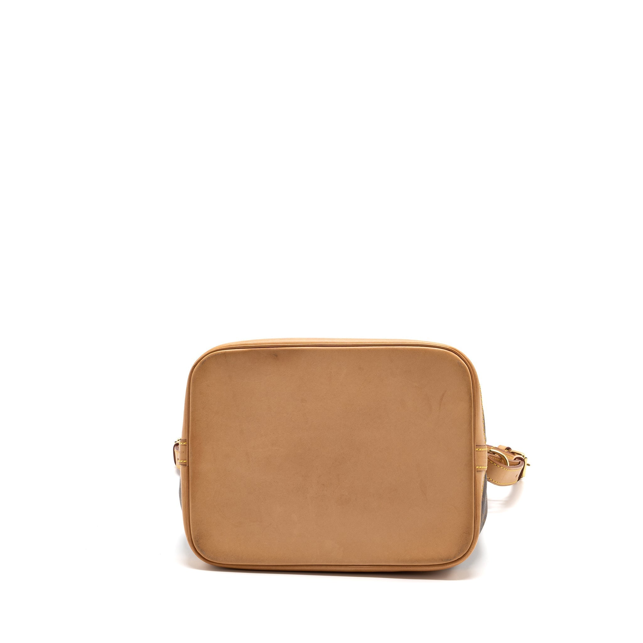 louis-vuitton-petit-noe-monogram-canvas-ghw-3