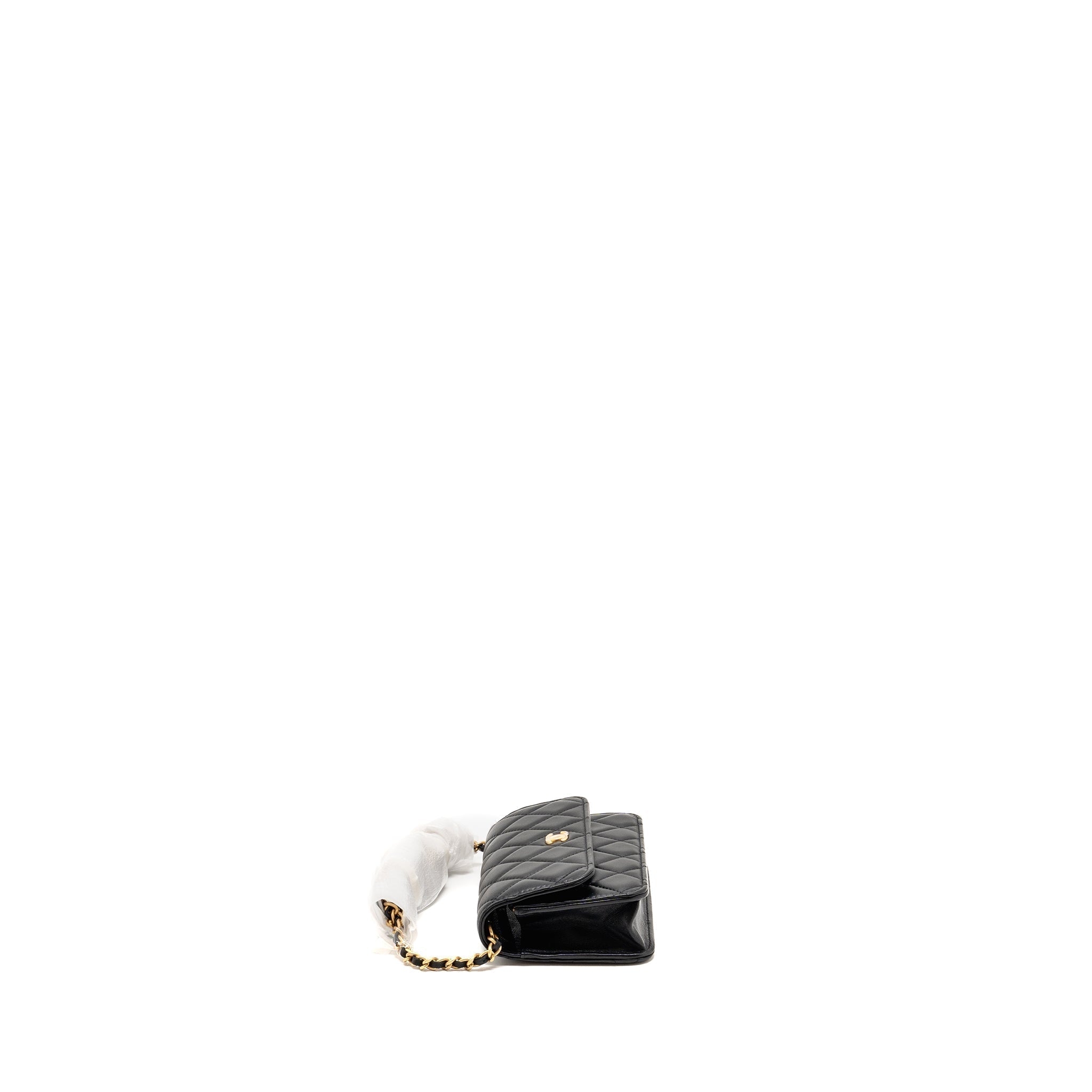 chanel-pearl-crush-mini-flap-wallet-with-chain-lambskin-black-ghw-microchip-copy-1
