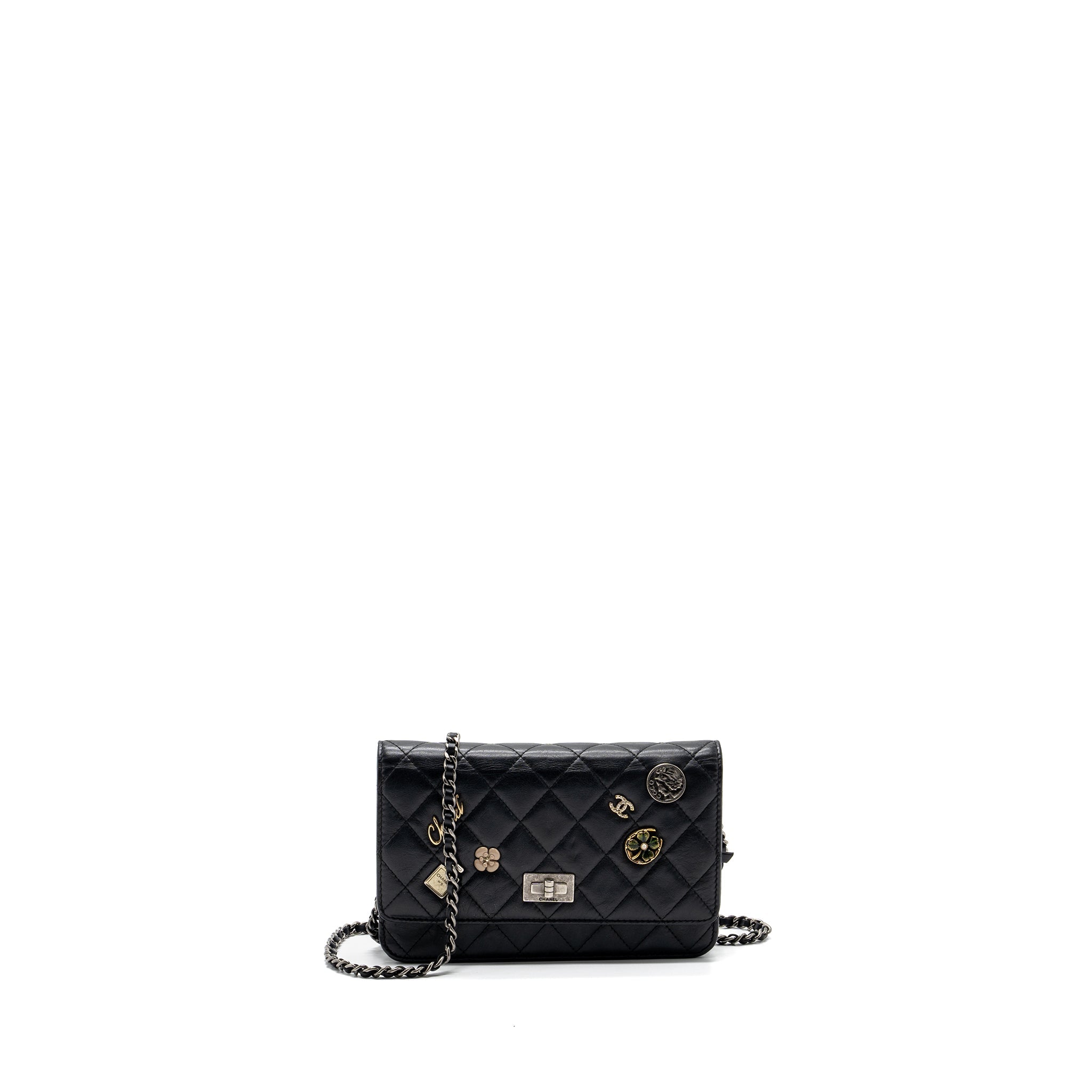 chanel-2-55-reissue-lucky-charms-wallet-on-chain-aged-calfskin-black-ruthenium-shw