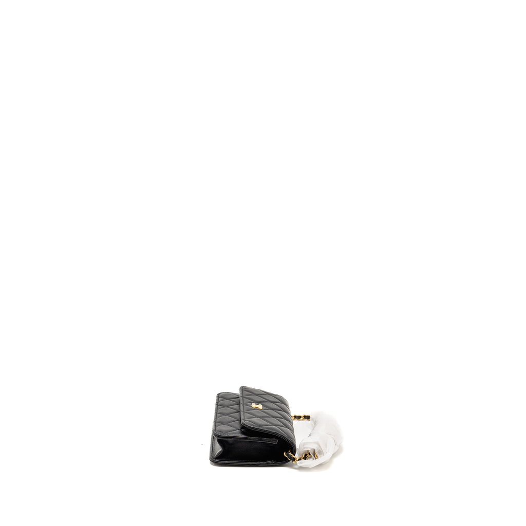chanel-pearl-crush-mini-flap-wallet-with-chain-lambskin-black-ghw-microchip-copy-1