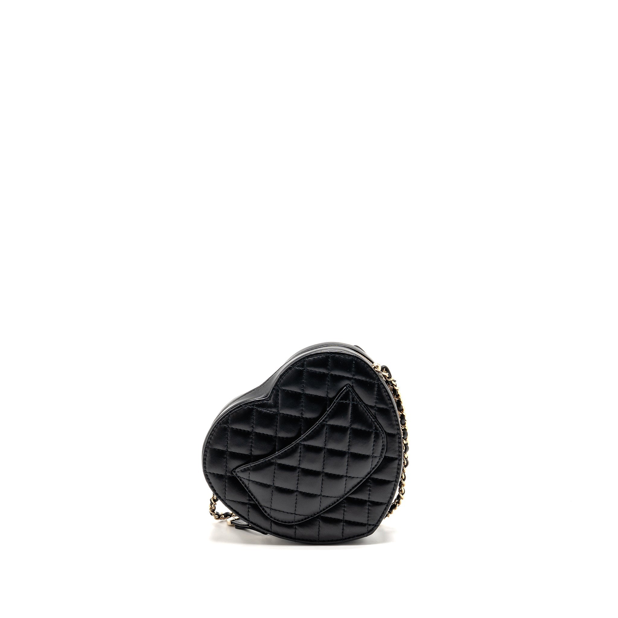 chanel-22s-heart-bag-lambskin-black-lghwmicrochip