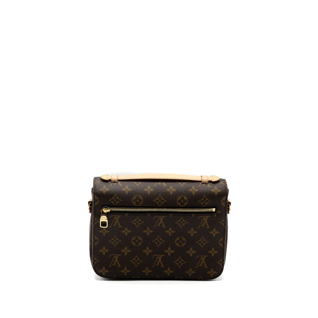 louis-vuitton-pochette-metis-monogram-canvas-ghw-18