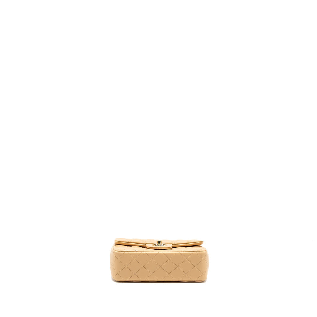 chanel-22c-mini-rectangular-flap-bag-lambskin-beige-lghw-microchip