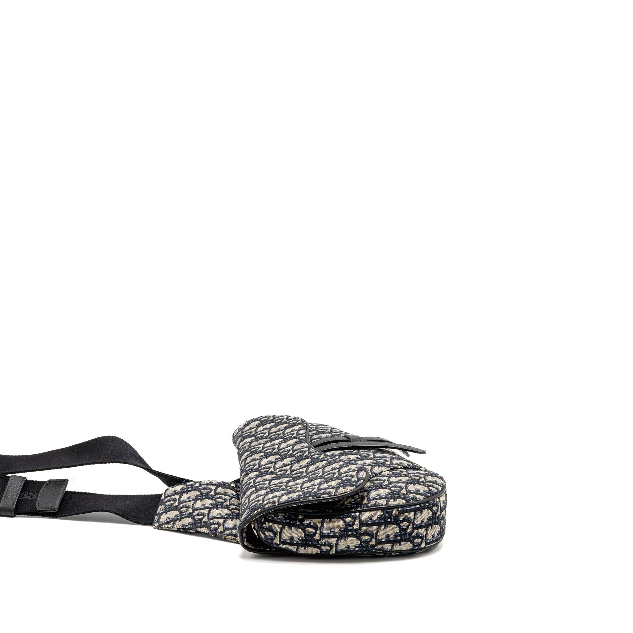 dior-homme-saddle-bag-oblique-jacquard-multicoloured-hardware