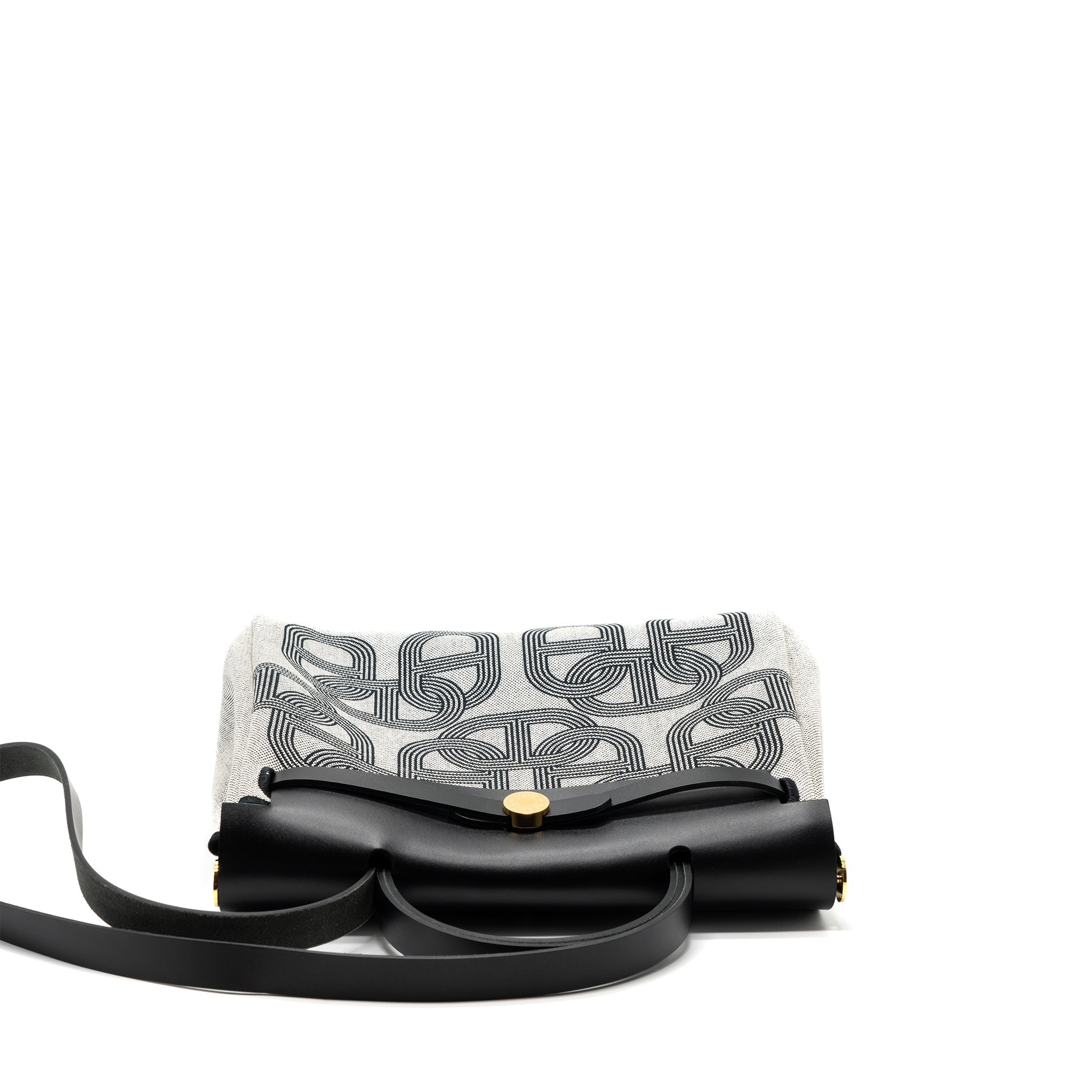 hermes-herbag-31-zip-bag-toile-h-plume-canvas-hunter-leather-black-ecru-ghw-stamp-u
