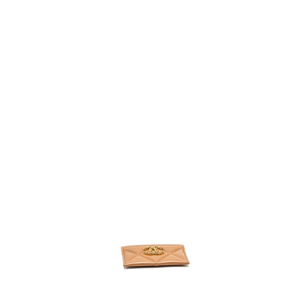 chanel-19-card-holder-lambskin-caramel-ghw-microchip