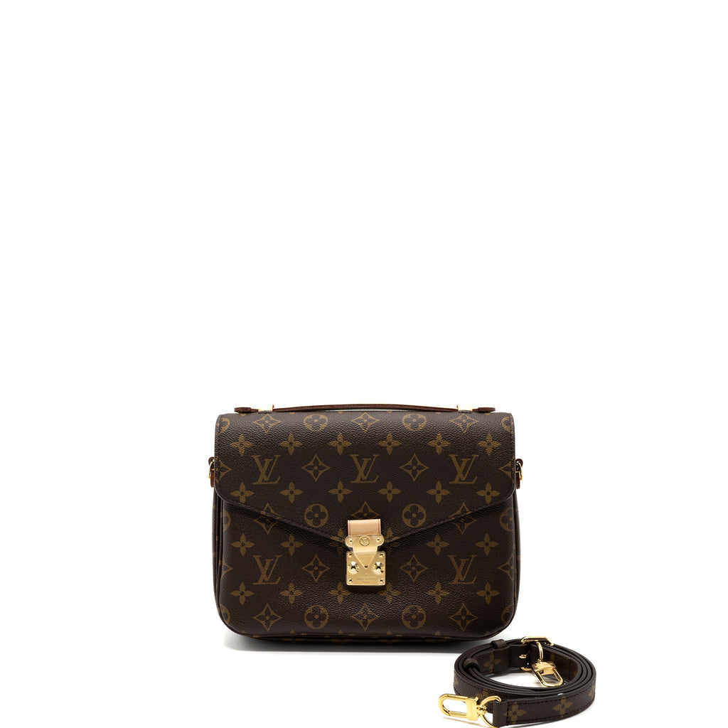 louis-vuitton-pochette-metis-monogram-canvas-ghw-18
