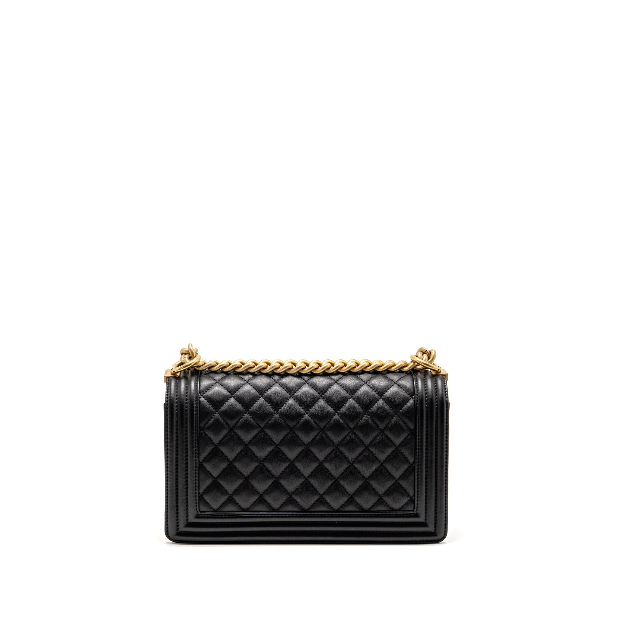 chanel-medium-boy-bag-calfskin-black-ghwmicrochip