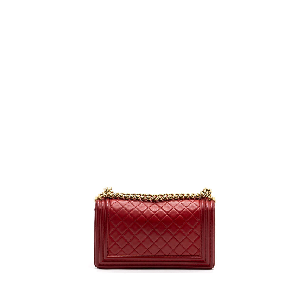 chanel-medium-boy-bag-red-brushed-ghw