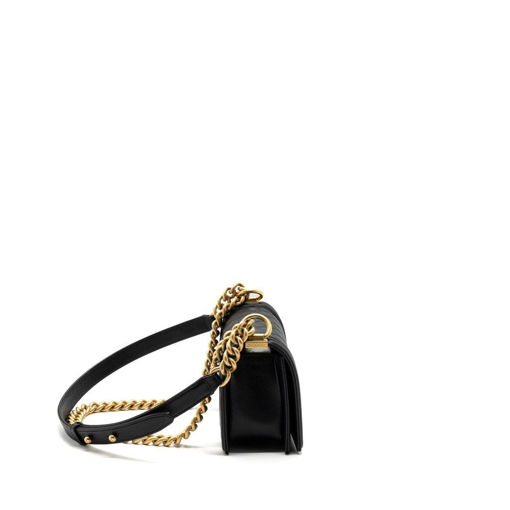chanel-small-boy-bag-caviar-black-ghw-4