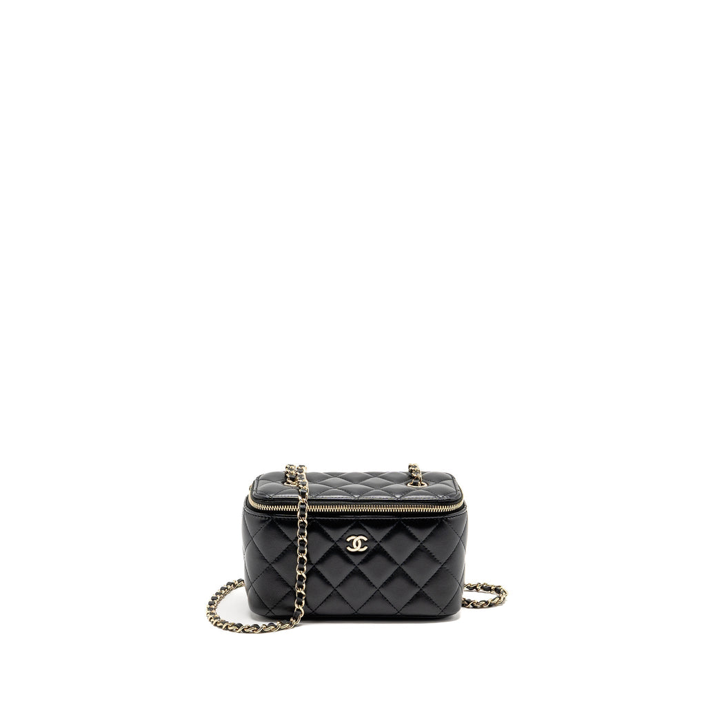 chanel-long-vanity-case-with-chain-lambskin-black-lghw