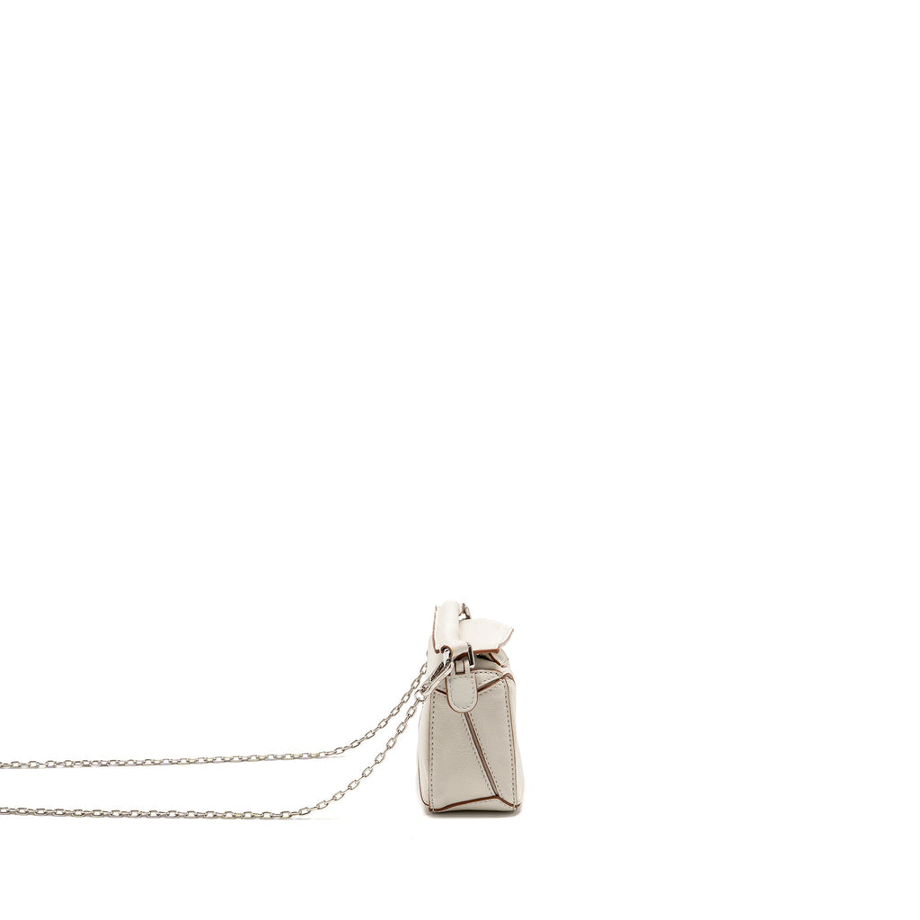 loewe-nano-puzzle-bag-calfskin-white-shw