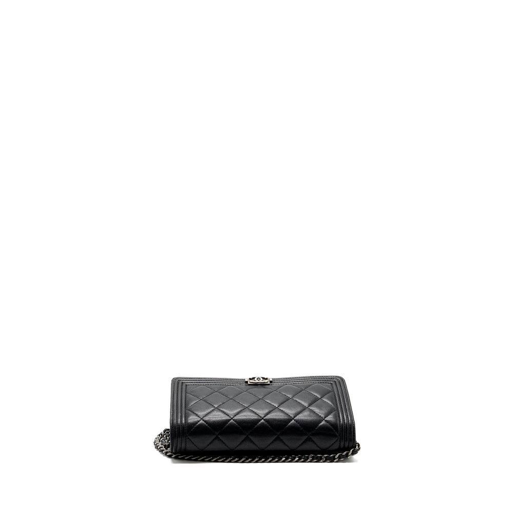chanel-boy-wallet-on-chain-lambskin-black-ruthenium-hardware