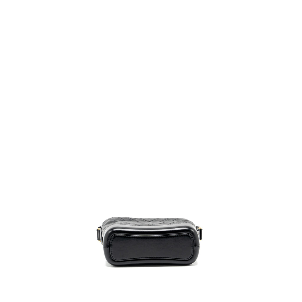 chanel-small-chevron-gabrielle-bag-calfskin-black-multicolor-hardware