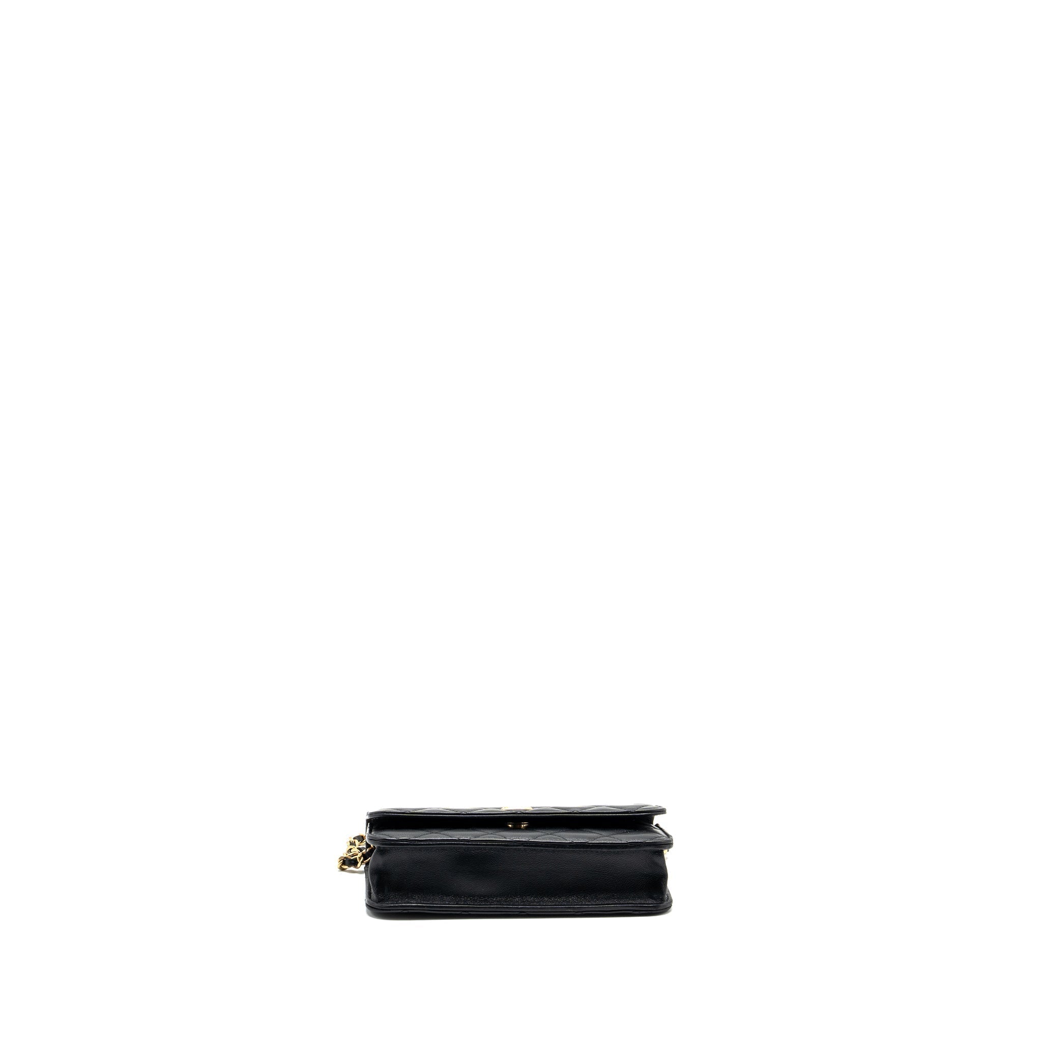 chanel-pearl-crush-mini-flap-wallet-with-chain-lambskin-black-ghw-microchip