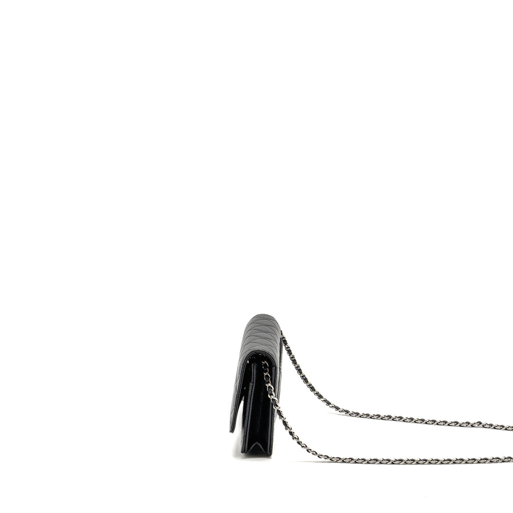 chanel-classic-wallet-on-chain-caviar-black-shw-microchip-8