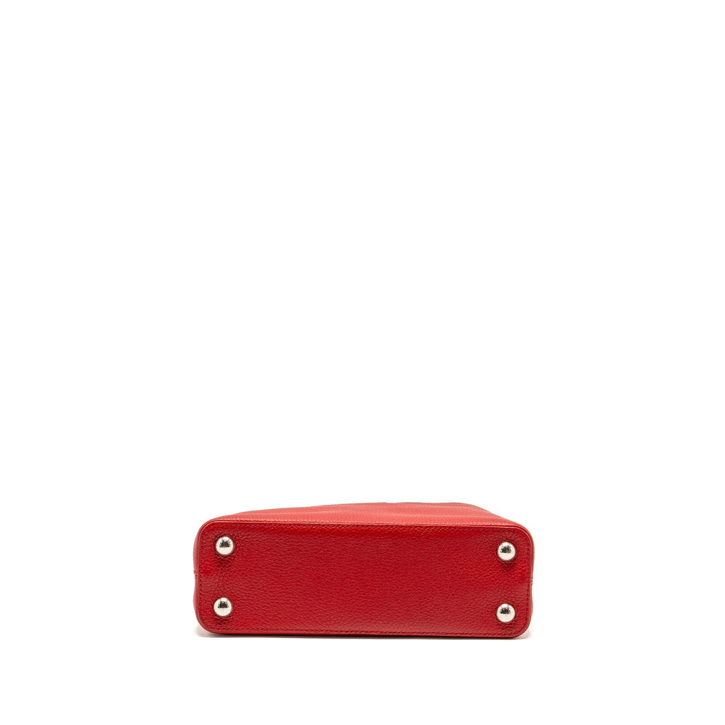 louis-vuitton-capcuine-bb-taurillon-red-shw-1
