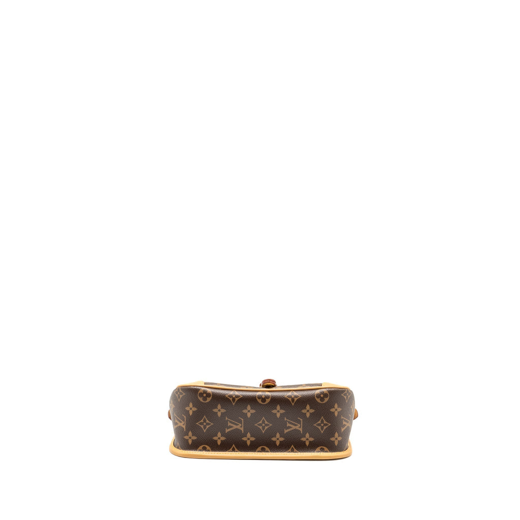 louis-vuitton-diane-bag-with-jacquard-strap-monogram-canvas-ghw