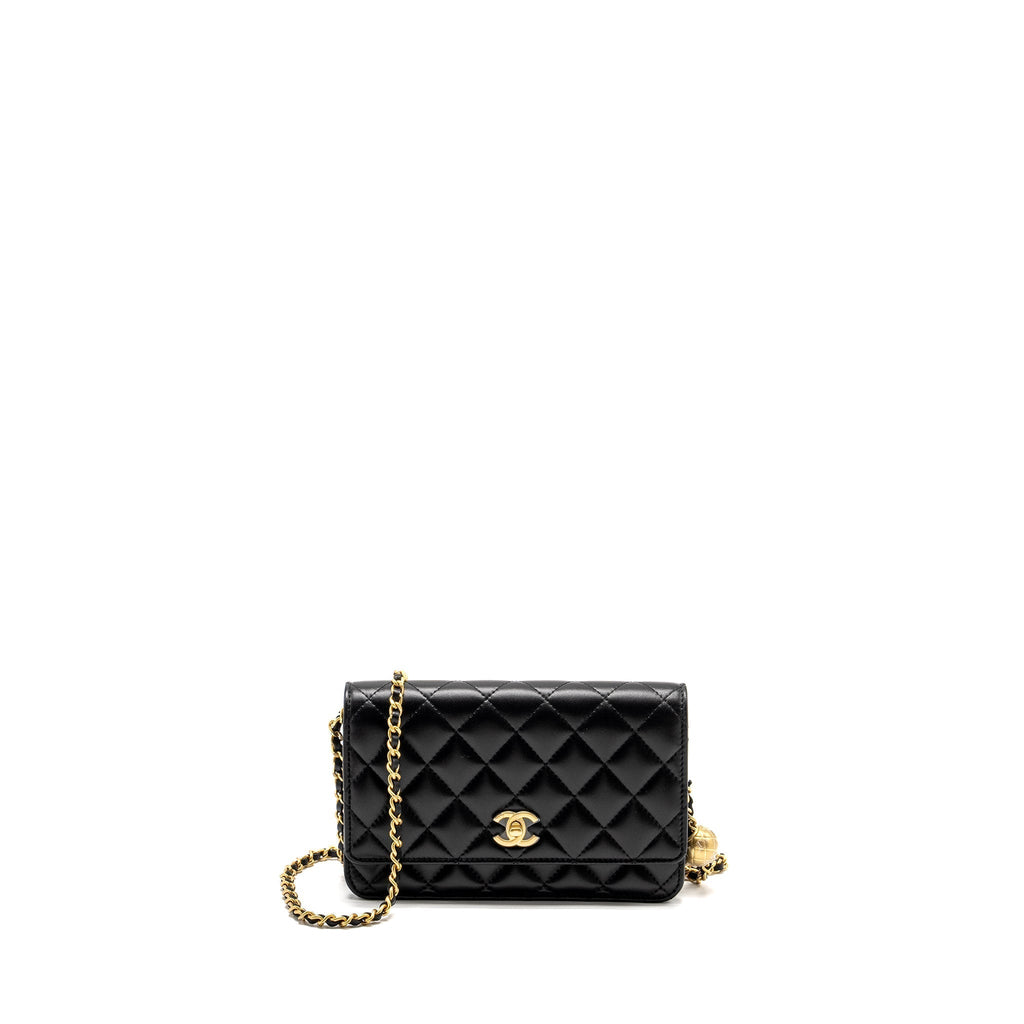 chanel-pearl-crush-wallet-on-chain-lambskin-black-ghw-microchip-copy-3