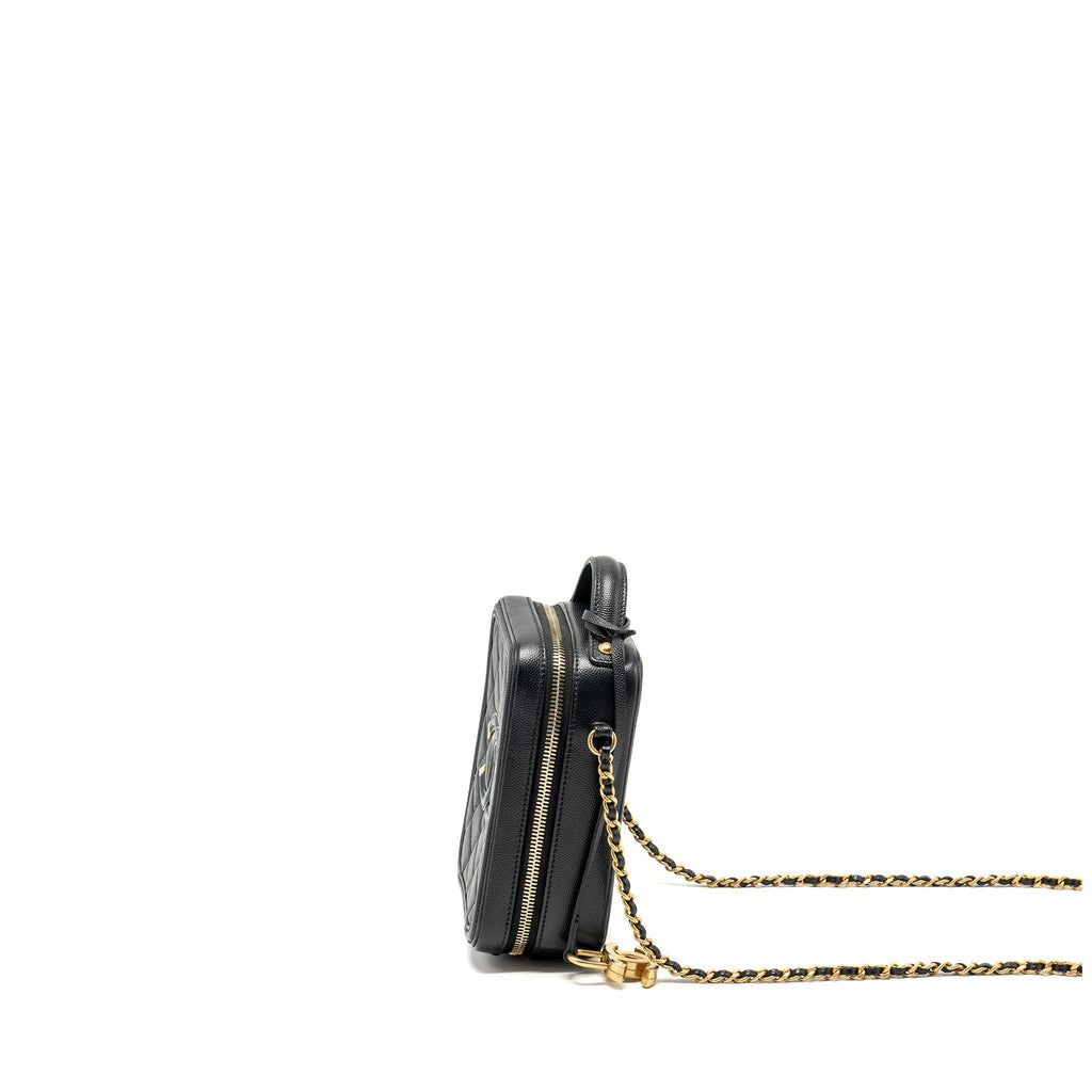chanel-filigree-vertical-vanity-case-caviar-black-ghw
