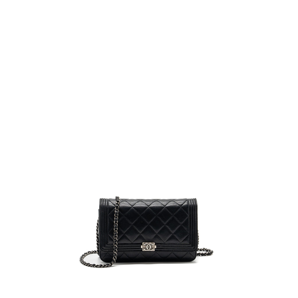 chanel-boy-wallet-on-chain-lambskin-black-ruthenium-hardware